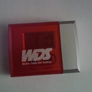 Small Travel Clock In Hard Plastic Case 1 AAA Battery